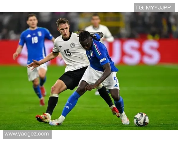 武汉足球队与成都足球队赛后复盘分析双方配合与战术执行的关键要素