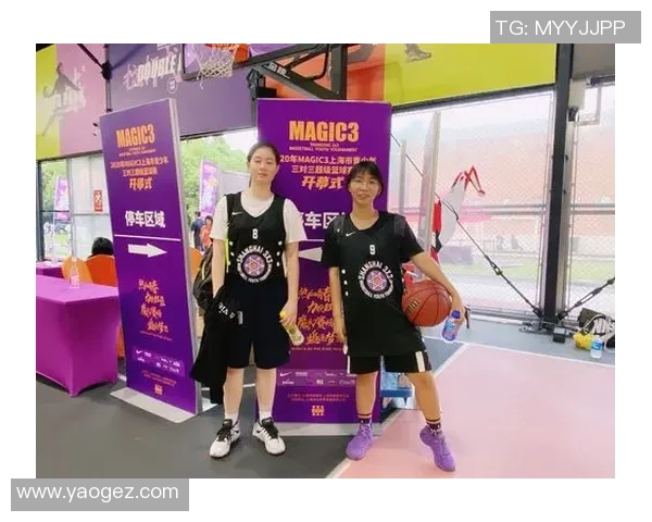 赛后分析：上海篮球队与杭州篮球队的表现与状态对比探讨